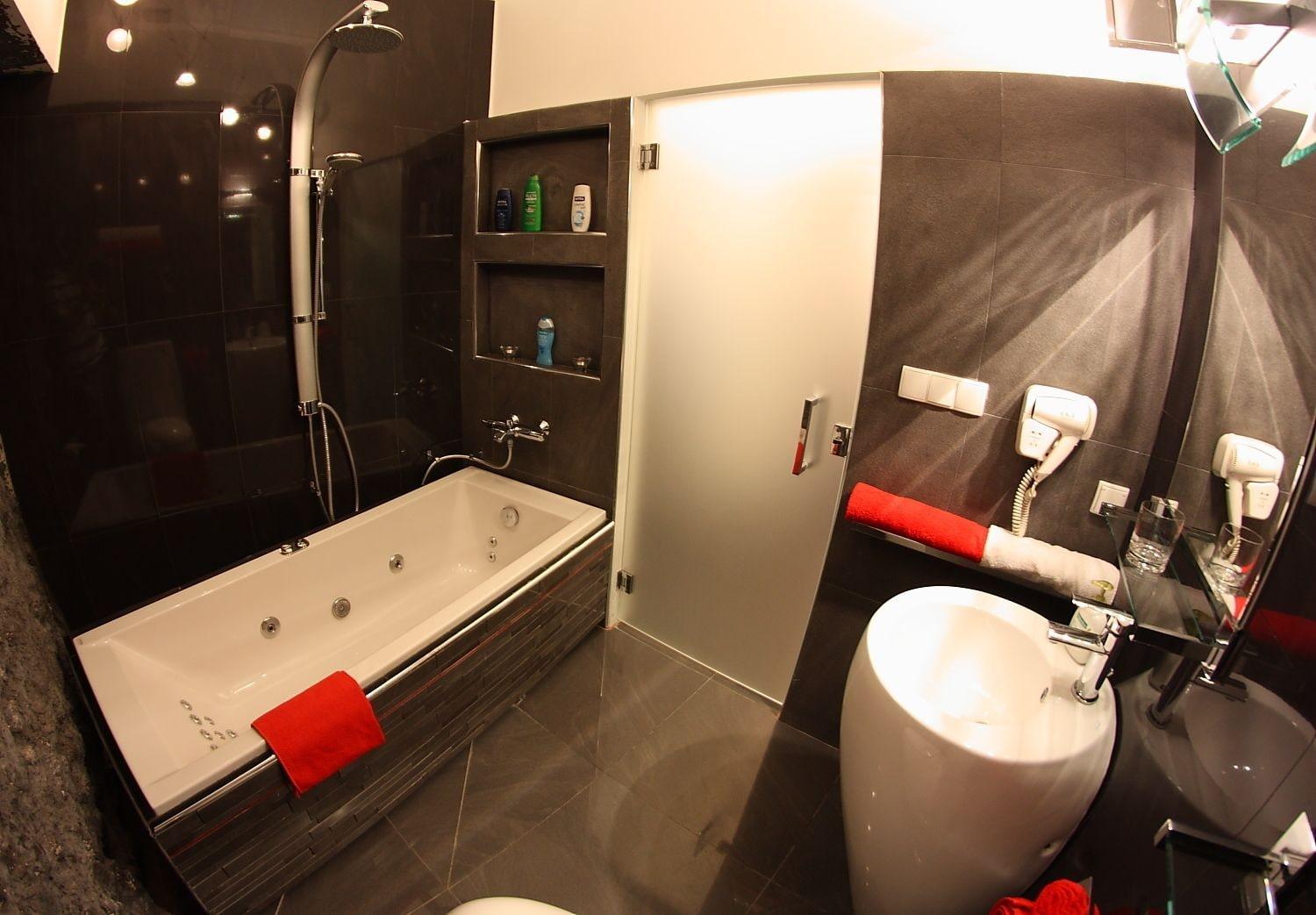Komorowski Luxury Guest Rooms Cracóvia Exterior foto