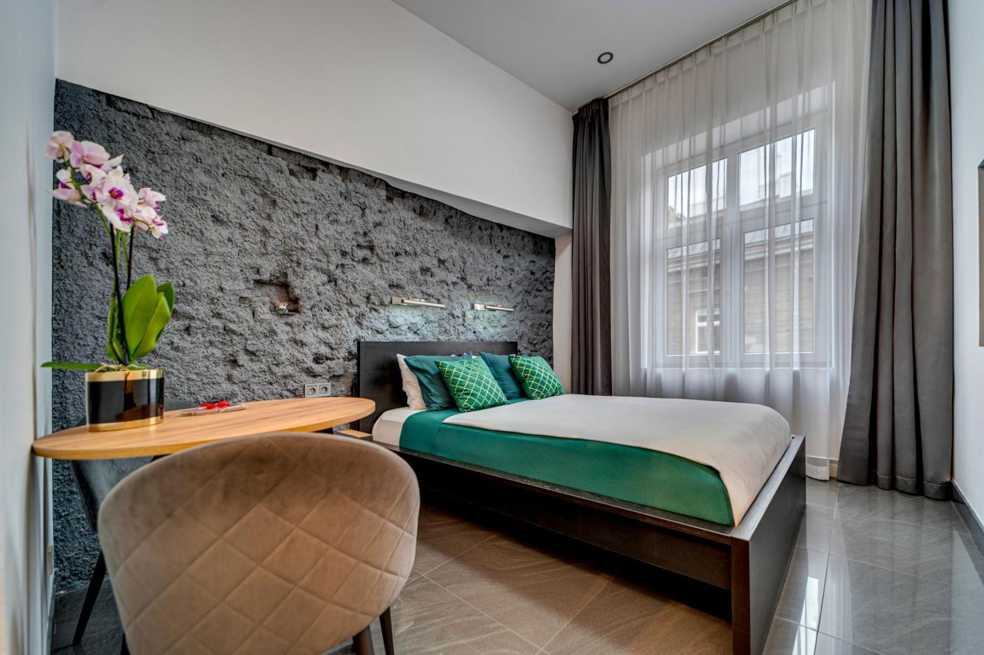 Komorowski Luxury Guest Rooms Cracóvia Exterior foto